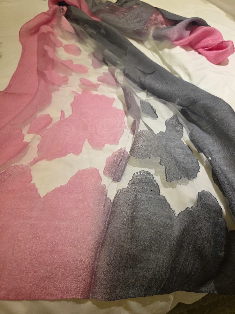 Foulard Élégance Éthérée